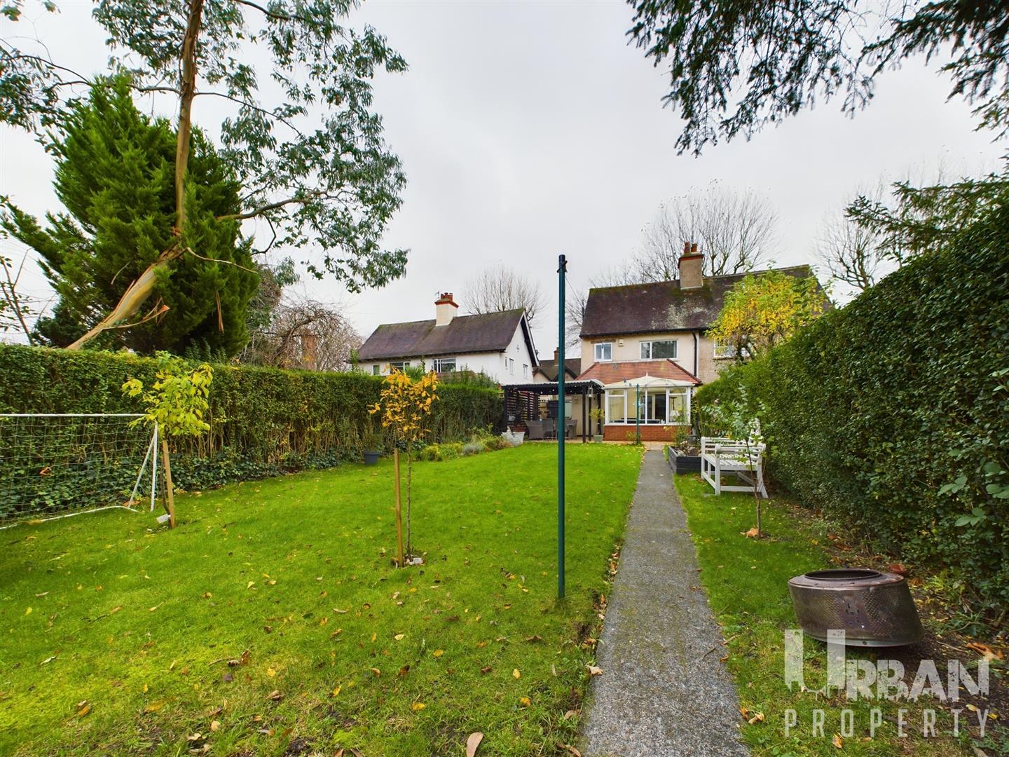 Laburnum Avenue, Garden Village, Hull Urban Property